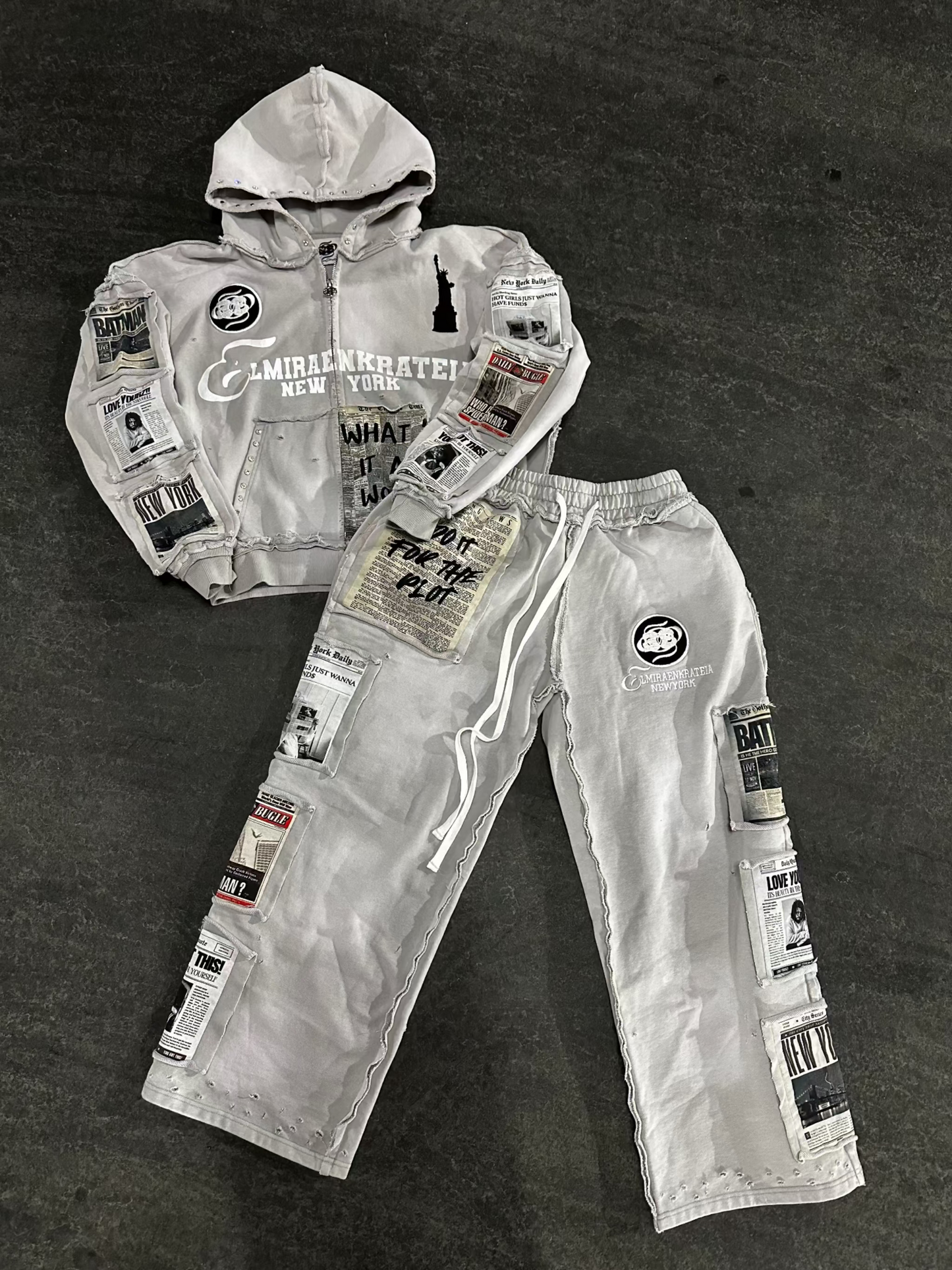 "MANIFESTO" SWEATSUIT