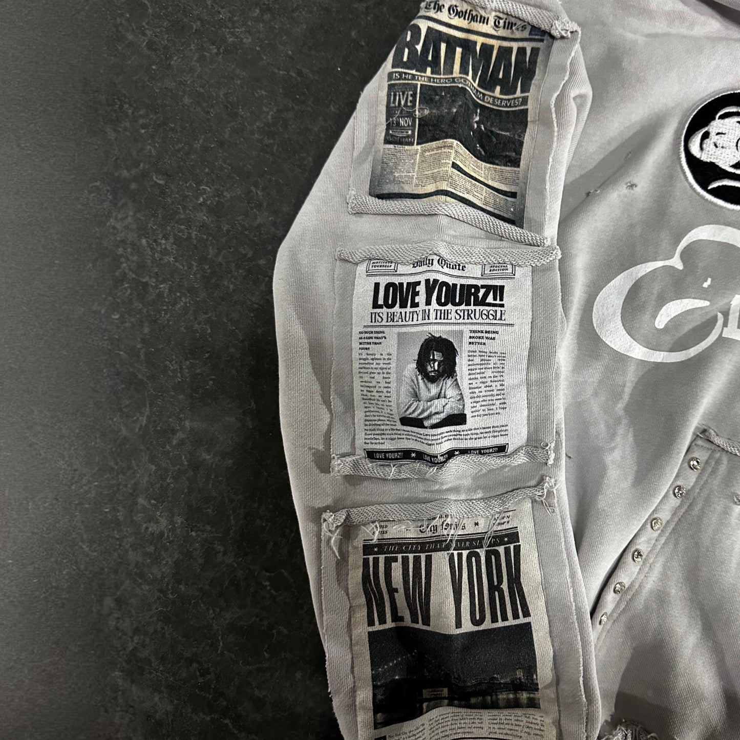 "MANIFESTO" SWEATSUIT