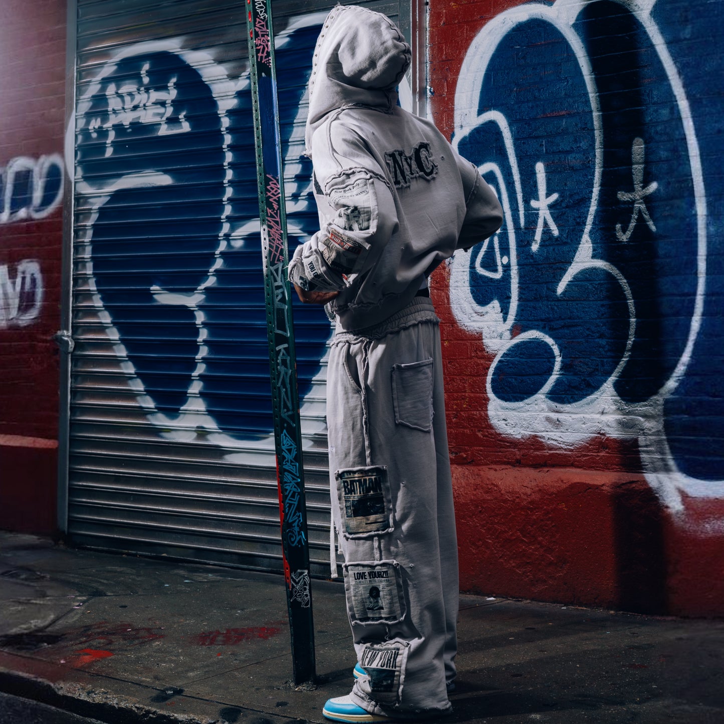 "MANIFESTO" SWEATSUIT
